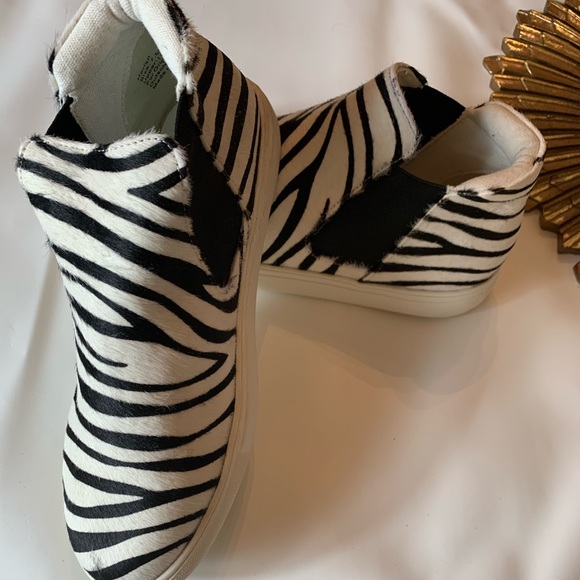 NEW Anthropologie Coconuts by Matisse  High top zebra print sneakers size 7.5 - Picture 8 of 8